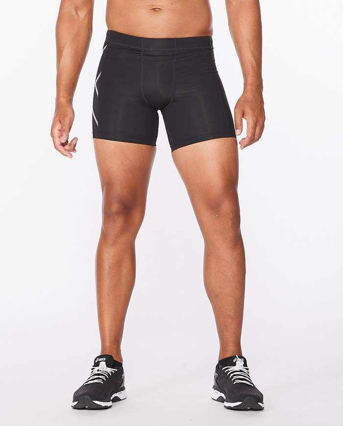 CORE COMPRESSION 1/2 SHORTS (20-25 mmhg) 